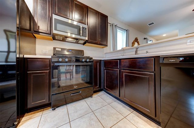 9707 Vanessa Glen Court, Houston, TX 77044