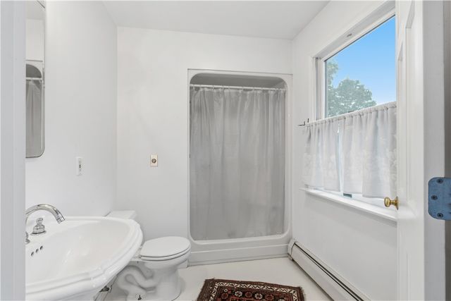 808 Ten Rod Road, Exeter, RI 02822