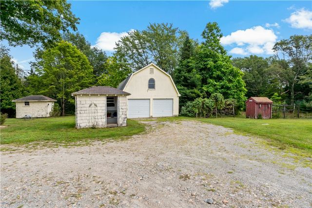 808 Ten Rod Road, Exeter, RI 02822