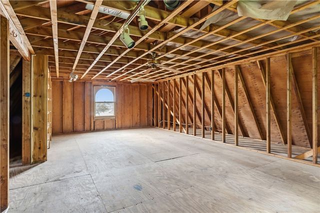 808 Ten Rod Road, Exeter, RI 02822