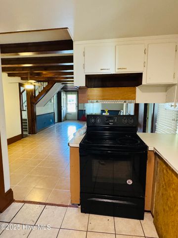 506 N Haughton Street, Williamston, NC 27892