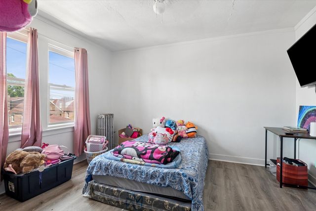 8012 S Honore Street, Chicago, IL 60620
