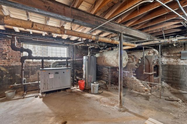 8012 S Honore Street, Chicago, IL 60620