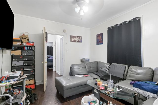 8012 S Honore Street, Chicago, IL 60620