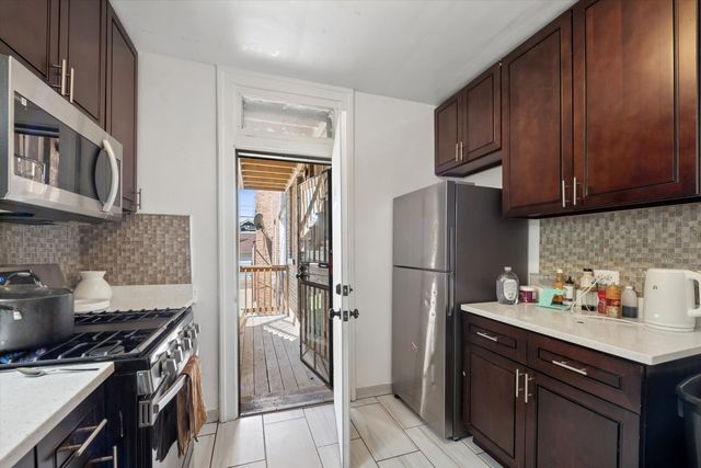 8012 S Honore Street, Chicago, IL 60620