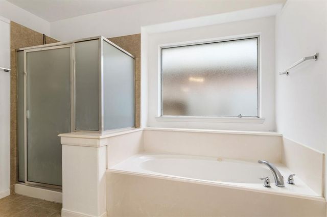 1810 Candle Light Court, Sugar Land, TX 77498