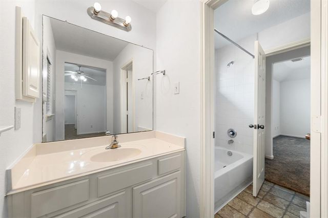 1810 Candle Light Court, Sugar Land, TX 77498