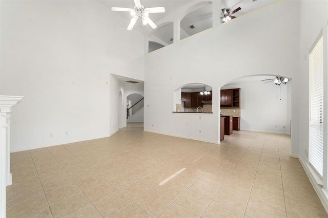 1810 Candle Light Court, Sugar Land, TX 77498