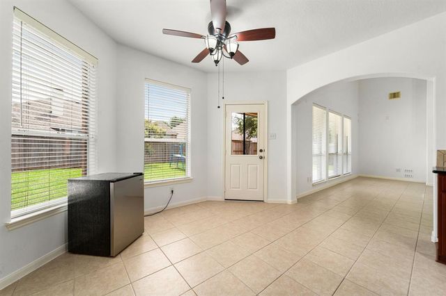 1810 Candle Light Court, Sugar Land, TX 77498