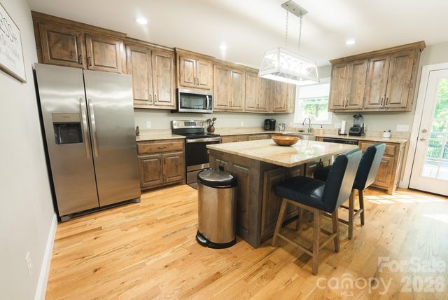 133 Maplewood Court, Hudson, NC 28638