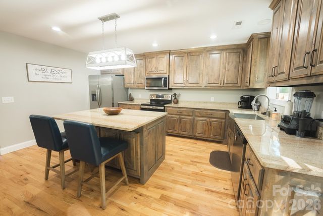133 Maplewood Court, Hudson, NC 28638
