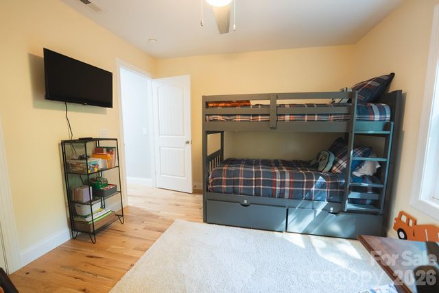 133 Maplewood Court, Hudson, NC 28638