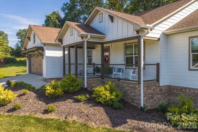 133 Maplewood Court, Hudson, NC 28638