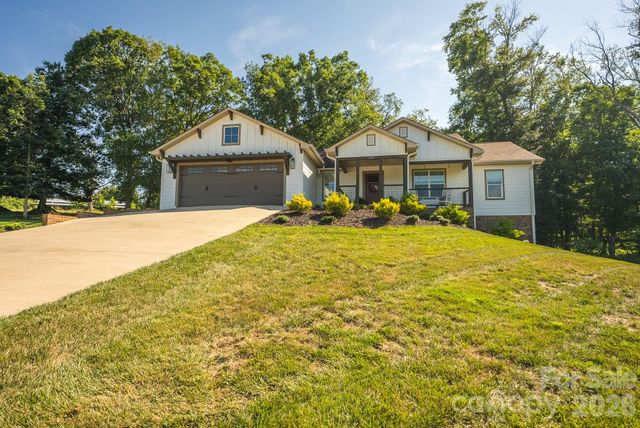 133 Maplewood Court, Hudson, NC 28638