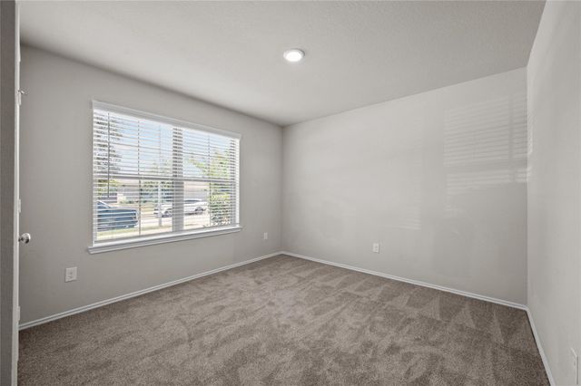7730 Squall Lane, Baytown, TX 77523