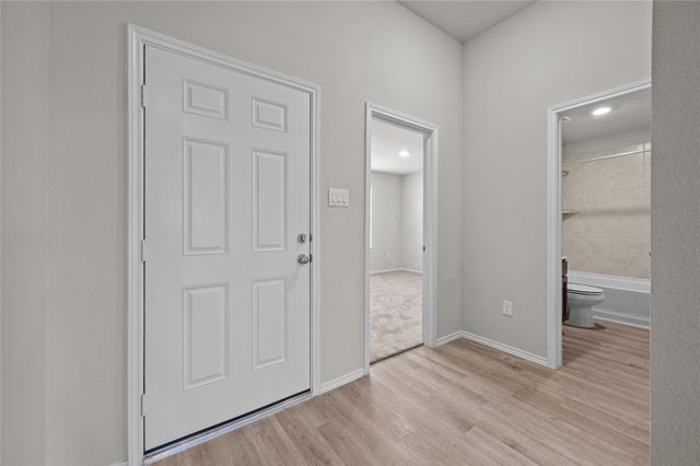 7730 Squall Lane, Baytown, TX 77523