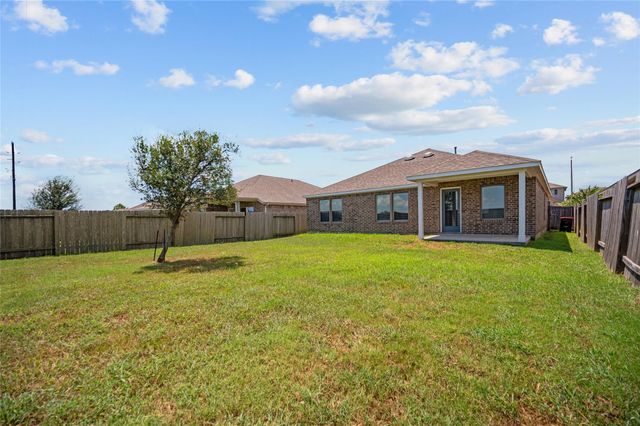 7730 Squall Lane, Baytown, TX 77523