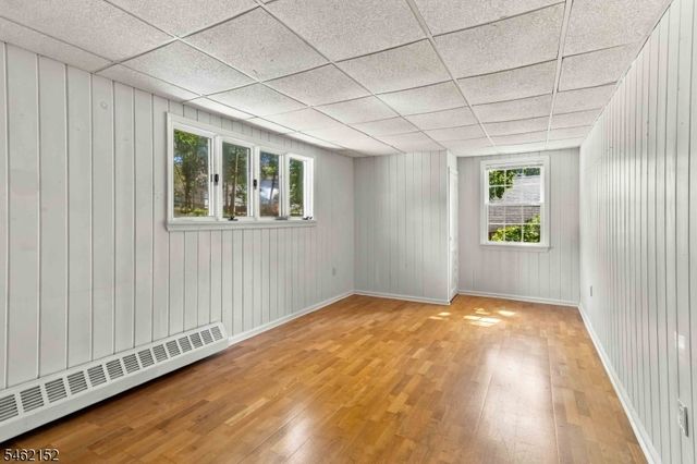 51 Valley View Ter, Wayne Twp., NJ 07470