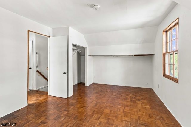 51 Valley View Ter, Wayne Twp., NJ 07470