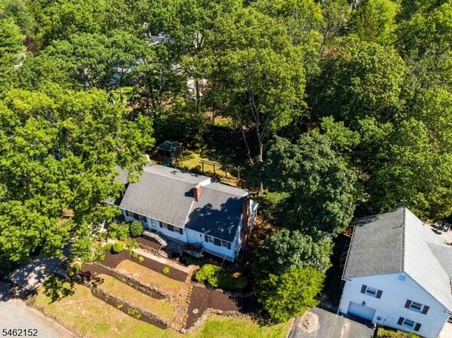 51 Valley View Ter, Wayne Twp., NJ 07470