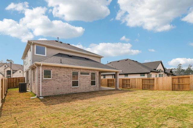 9729 Roaring River Falls Lane, Porter, TX 77365