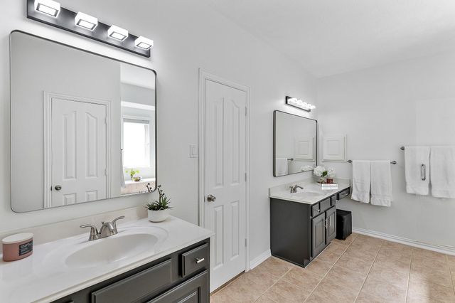30 S Dulcet Hollow Circle, Spring, TX 77382
