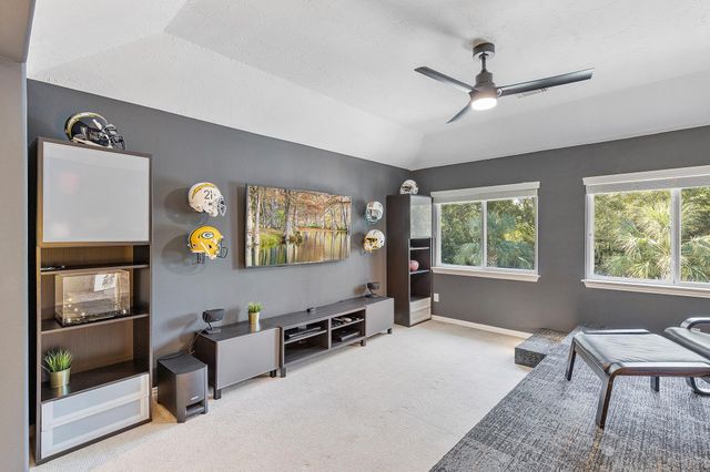 30 S Dulcet Hollow Circle, Spring, TX 77382
