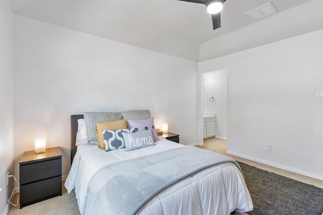 30 S Dulcet Hollow Circle, Spring, TX 77382