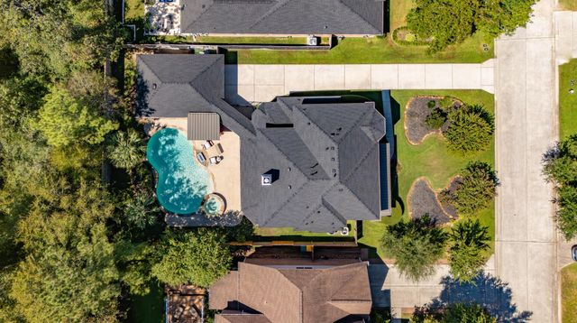 30 S Dulcet Hollow Circle, Spring, TX 77382