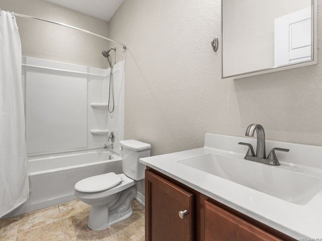 3358 Uresti Fields, Converse, TX 78109