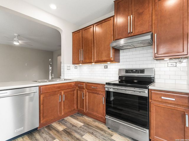 3358 Uresti Fields, Converse, TX 78109