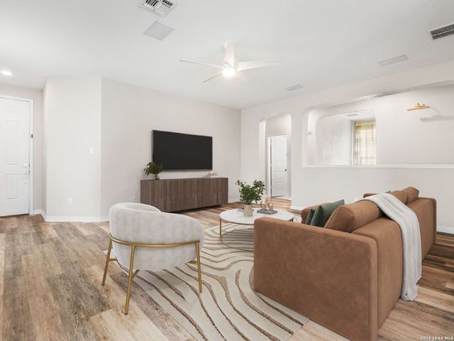 3358 Uresti Fields, Converse, TX 78109