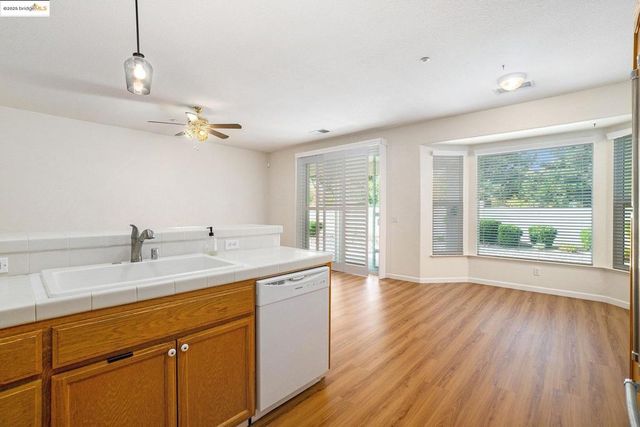 939 Centennial Dr, Brentwood, CA 94513