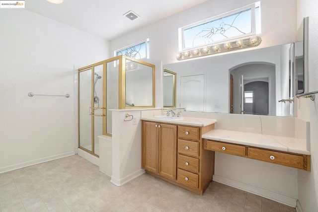 939 Centennial Dr, Brentwood, CA 94513