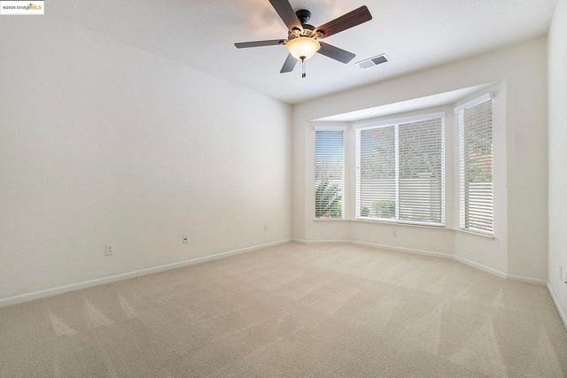 939 Centennial Dr, Brentwood, CA 94513