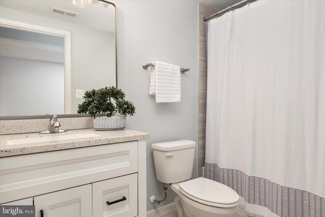 520 HARBOR DR, Annapolis, MD 21403