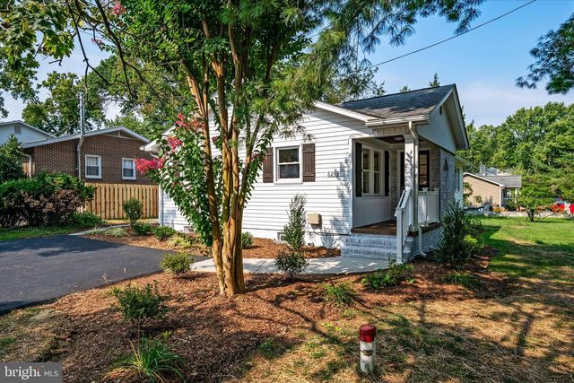 520 HARBOR DR, Annapolis, MD 21403