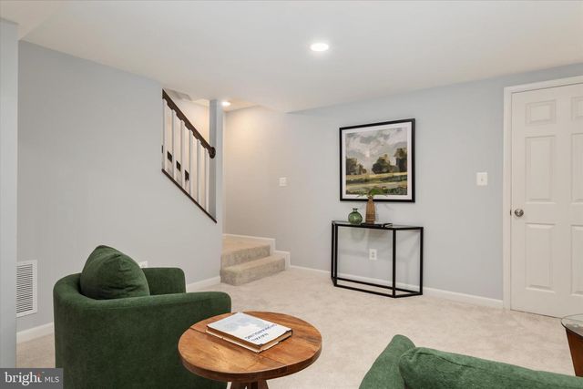 520 HARBOR DR, Annapolis, MD 21403