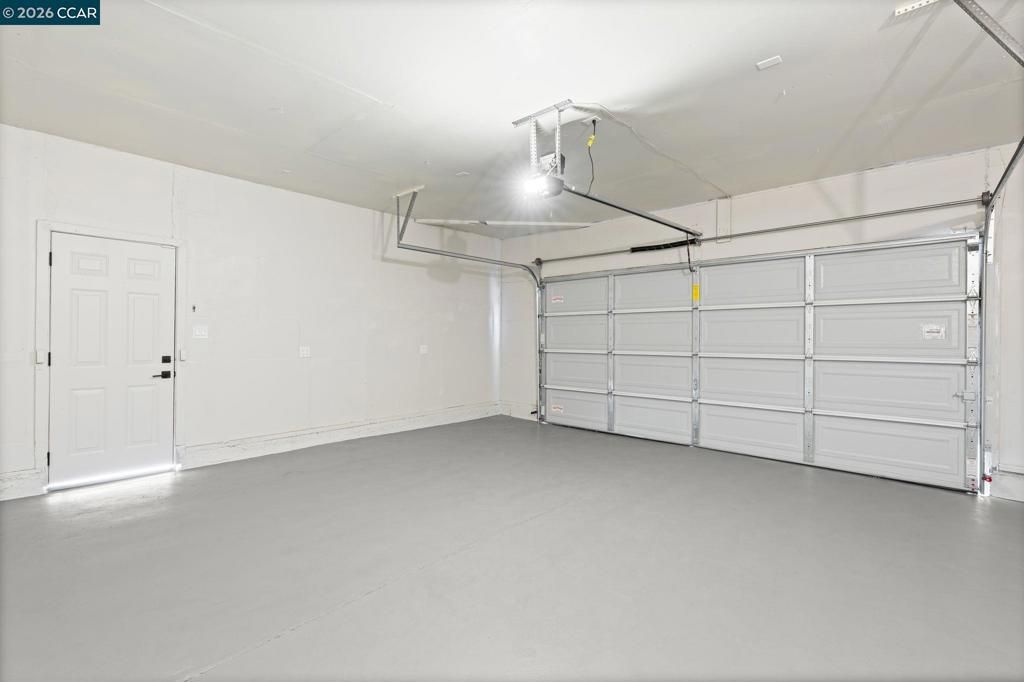 Image 31 of property listing at 698 Mini Dr, Vallejo, CA 94589