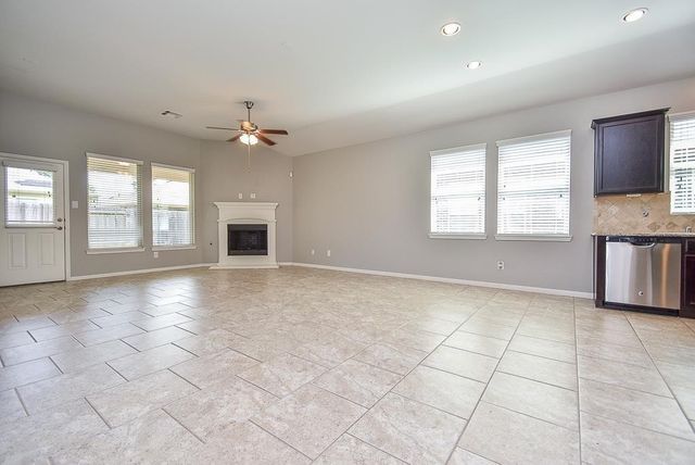8806 Alicia Drive, Tomball, TX 77375
