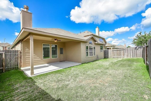 8806 Alicia Drive, Tomball, TX 77375
