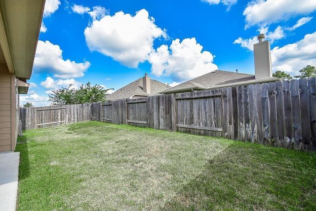 8806 Alicia Drive, Tomball, TX 77375