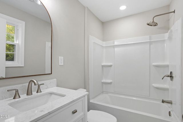 205 S Railroad Street, Elm City, NC 27822