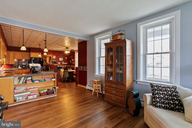 512 W W MAIN STREET ST, Waynesboro, PA 17268