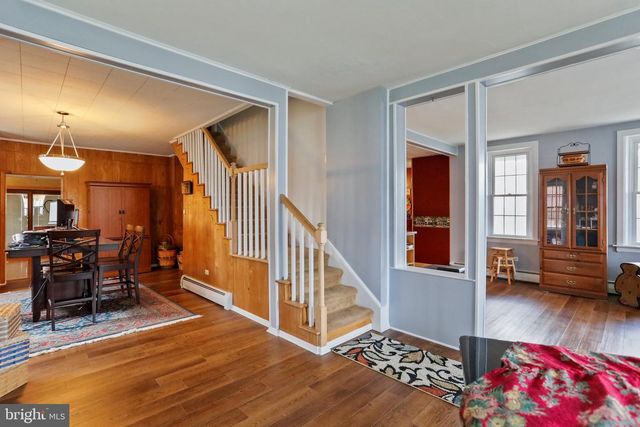 512 W W MAIN STREET ST, Waynesboro, PA 17268