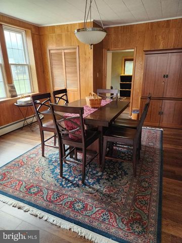 512 W W MAIN STREET ST, Waynesboro, PA 17268