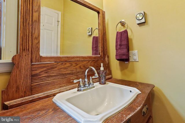 512 W W MAIN STREET ST, Waynesboro, PA 17268