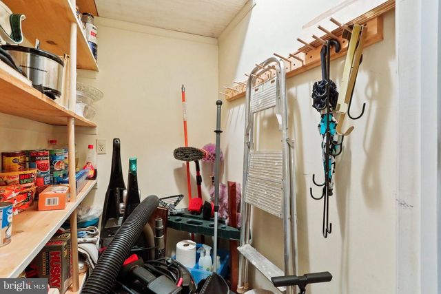 512 W W MAIN STREET ST, Waynesboro, PA 17268