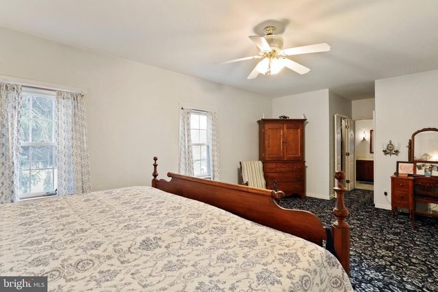 512 W W MAIN STREET ST, Waynesboro, PA 17268