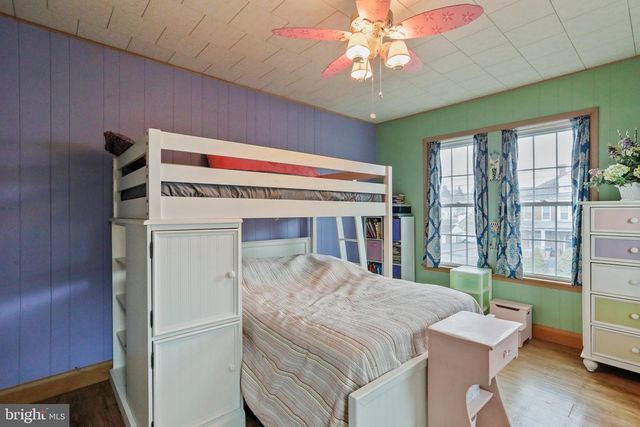 512 W W MAIN STREET ST, Waynesboro, PA 17268